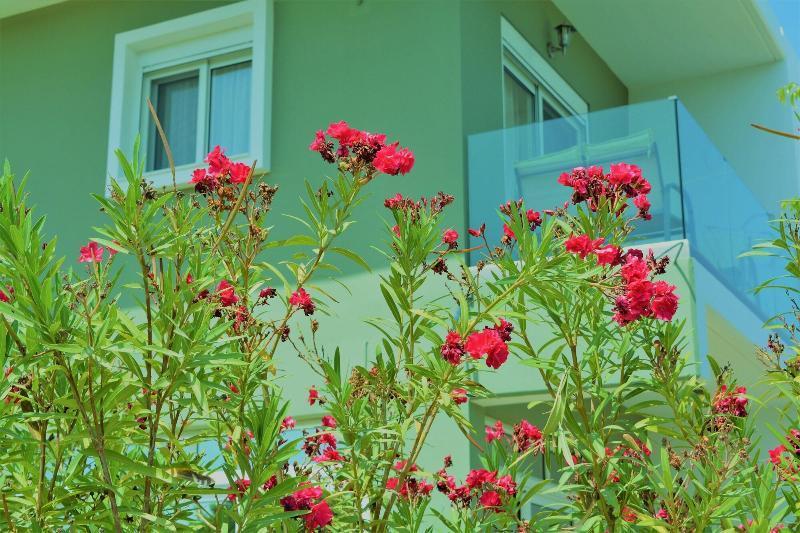 Lejlighedshotel Anelia Boutique & 3*